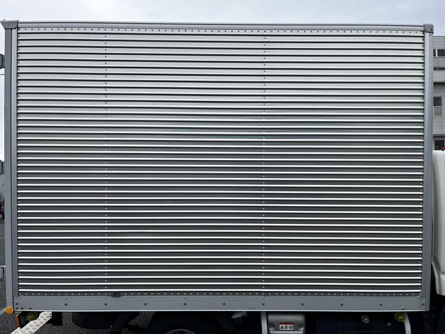 デュトロ (9枚目)