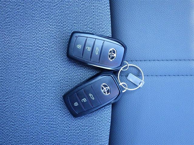 カローラクロス ハイブリッド　Ｚ　衝突被害軽減システム　メモリーナビ　フルセグ　バックカメラ　ミュージックプレイヤー接続可　ドラレコ　４ＷＤ　フルエアロ　スマートキー　ＥＴＣ　ＬＥＤヘッドランプ　オートクルーズコントロール（24枚目）