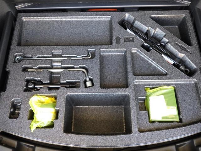 カローラツーリング ハイブリッド　ダブルバイビー　衝突被害軽減システム　メモリーナビ　バックカメラ　ＤＶＤ再生　ミュージックプレイヤー接続可　ドラレコ　スマートキー　ＥＴＣ　ＬＥＤヘッドランプ　オートクルーズコントロール　ワンオーナー　アルミホイール（26枚目）