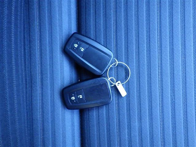 カローラツーリング ハイブリッド　ダブルバイビー　衝突被害軽減システム　メモリーナビ　バックカメラ　ＤＶＤ再生　ミュージックプレイヤー接続可　ドラレコ　スマートキー　ＥＴＣ　ＬＥＤヘッドランプ　オートクルーズコントロール　ワンオーナー　アルミホイール（28枚目）