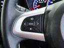 【ステアリングスイッチ】　オーディオ操作時にハンドルから手を離さなくていいから、安全ですね♪