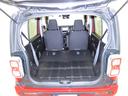 セカンドシートを倒せば、大きなラゲージスペースになりますよ。大きなお荷物など様々な用途に使えてとても便利ですよ♪