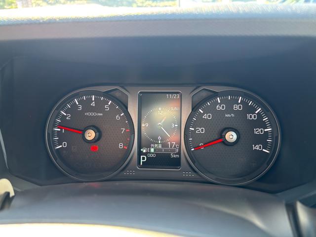 タフト Ｇ　ダーククロムベンチャー　特別仕様車　　スマートアシスト　ＬＥＤヘッドランプ　スカイフィールトップ　運転席・助手席シートヒーター　電動パーキングブレーキ　バックモニター　届出済未使用車（2枚目）