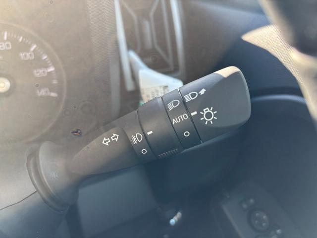 タフト Ｇ　ダーククロムベンチャー　特別仕様車　　スマートアシスト　ＬＥＤヘッドランプ　スカイフィールトップ　運転席・助手席シートヒーター　電動パーキングブレーキ　バックモニター　届出済未使用車（10枚目）