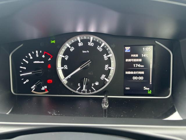 ハイエースバン ロングDX GLパッケージ LEDオートヘッドライト・リヤクーラー・リヤヒーター・パノラミックビューモニター・イージークローザー付両側スライドドア・SRSエアバック・AC100V電源・トヨタセーフティーセンス・コーナーセンサー(4枚目)