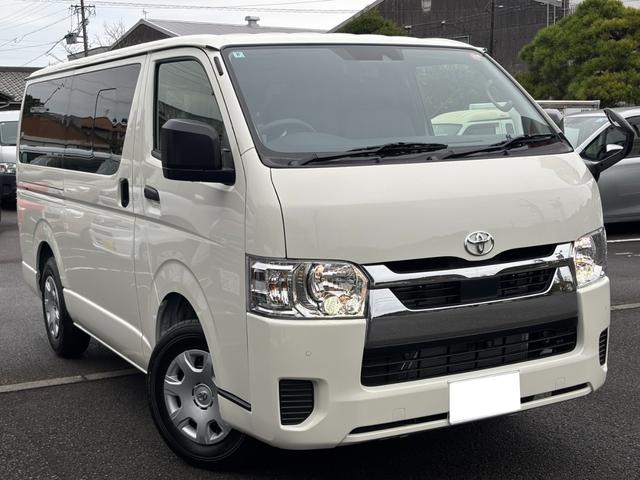 ハイエースバン ロングDX GLパッケージ LEDオートヘッドライト・リヤクーラー・リヤヒーター・パノラミックビューモニター・イージークローザー付両側スライドドア・SRSエアバック・AC100V電源・トヨタセーフティーセンス・コーナーセンサー(18枚目)