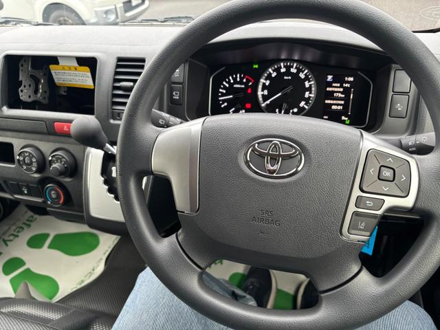 ハイエースバン ロングDX GLパッケージ LEDオートヘッドライト・リヤクーラー・リヤヒーター・パノラミックビューモニター・イージークローザー付両側スライドドア・SRSエアバック・AC100V電源・トヨタセーフティーセンス・コーナーセンサー(30枚目)