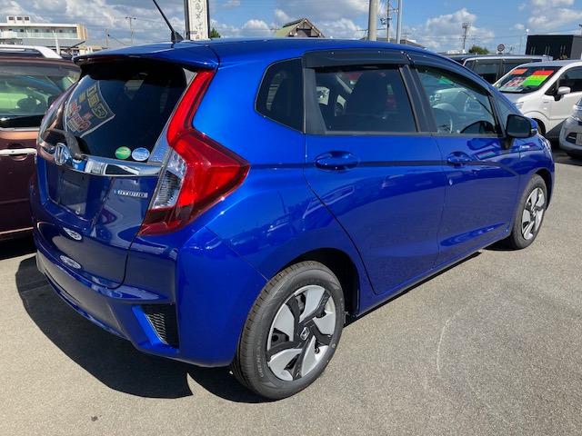 フィットハイブリッド Ｌパッケージ（4枚目）