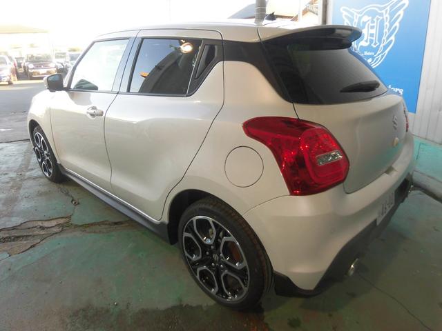 スイフトスポーツ ベースグレード（2枚目）