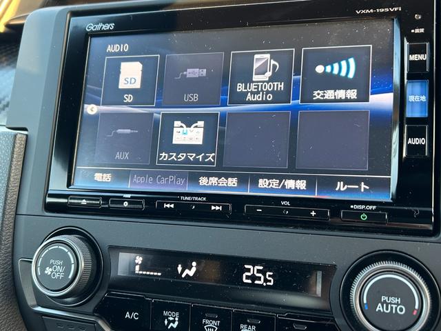 シビック ハッチバックホンダセンシング　純正メモリナビＥＴＣ禁煙車ワンオーナー　アクティブクルーズ　ＥＴＣ付き　スマキー　ＬＥＤヘッドランプ　オートエアコン　サイドエアバッグ　ナビＴＶ　シートヒーター　横滑防止装置　ターボ車　エアバッグ（22枚目）