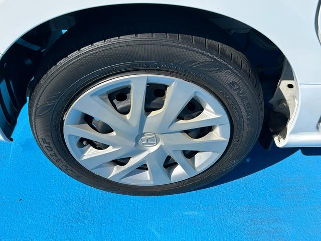 N-BOX L Hondaセンシング 純正メモリナビ ETC 禁煙車 ワンオーナー リア左側パワースライドドア 運転席助手席シートヒーター 充電用USBジャック ロールサンシェード フルLEDヘッドライト ドラレコ付(42枚目)