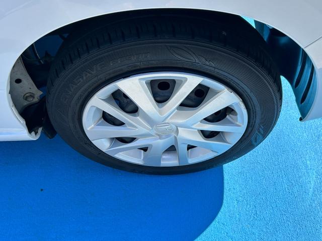 N-BOX L Hondaセンシング 純正メモリナビ ETC 禁煙車 ワンオーナー リア左側パワースライドドア 運転席助手席シートヒーター 充電用USBジャック ロールサンシェード フルLEDヘッドライト ドラレコ付(44枚目)