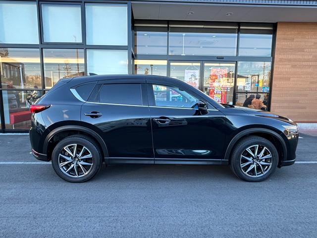 CX-5 XDLパッケージ 純正ナビ ETC 禁煙車 ワンオーナー 革シート 運転席・助手席パワーシート 後席シートヒーター UVカットガラス クルーズコントロール 1オーナー エアコン 本革 キーフリー 電動パワーシート(8枚目)