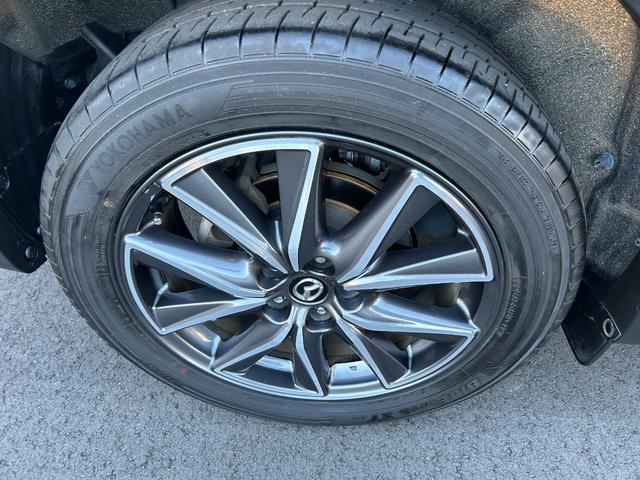 CX-5 XDLパッケージ 純正ナビ ETC 禁煙車 ワンオーナー 革シート 運転席・助手席パワーシート 後席シートヒーター UVカットガラス クルーズコントロール 1オーナー エアコン 本革 キーフリー 電動パワーシート(39枚目)