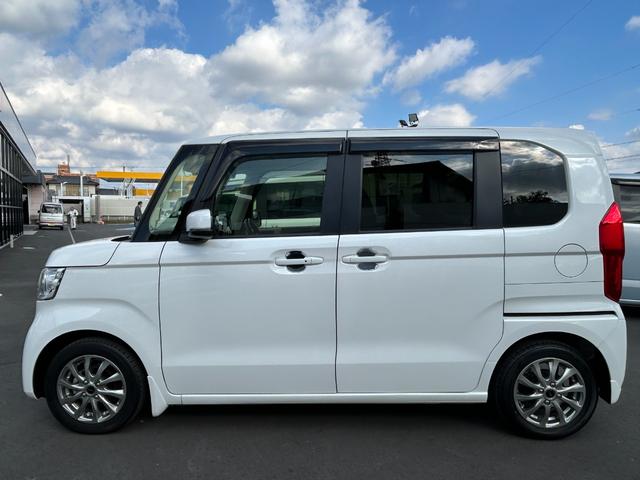 N-BOX G・Lホンダセンシング 社外ナビ 禁煙車 ワンオーナー ETC ホンダセンシング リア両側パワースライドドア 運転席・助手席シートヒーター 360°スーパーUV・IRカットパッケージ フルLEDヘッドライト 充電用USB(15枚目)