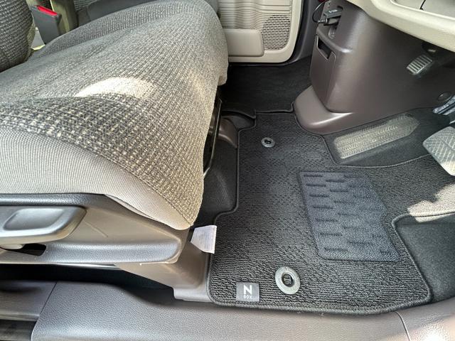 N-BOX G・Lホンダセンシング 社外ナビ 禁煙車 ワンオーナー ETC ホンダセンシング リア両側パワースライドドア 運転席・助手席シートヒーター 360°スーパーUV・IRカットパッケージ フルLEDヘッドライト 充電用USB(24枚目)