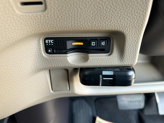 N-BOX G・Lホンダセンシング 社外ナビ 禁煙車 ワンオーナー ETC ホンダセンシング リア両側パワースライドドア 運転席・助手席シートヒーター 360°スーパーUV・IRカットパッケージ フルLEDヘッドライト 充電用USB(32枚目)