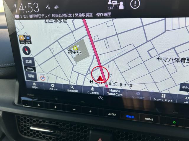 ステップワゴン スパーダ　ＨｏｎｄａＣＯＮＮＥＣＴナビ　ＥＴＣ　禁煙車　ワンオーナー　Ｈｏｎｄａセンシング　マルチビューカメラシステム　トリプルゾーンコントロールフルオートエアコン　１６インチアルミ　２列目オットマン　４ＷＤ（25枚目）