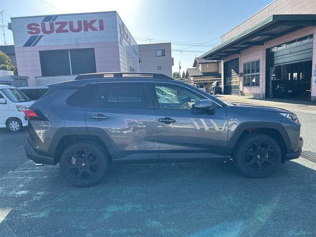 RAV4 アドベンチャー オフロードパッケージ パノラマモニター デジタルミラーパワーバックドア(4枚目)