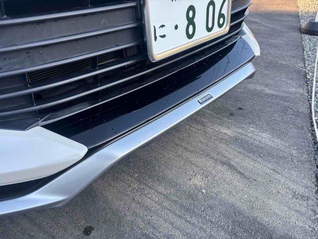 TOYOTA HARRIER HYBRID PREMIUM METAL AND LEATHER PACKAGE