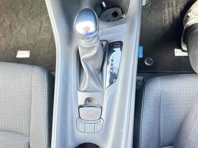 C-HR S LEDパッケージ ドライブレコーダー ETC バックカメラ オートクルーズコントロール レーンアシスト 衝突被害軽減システム ナビ TV オートマチックハイビーム オートライト LEDヘッドランプ アルミホイール(7枚目)