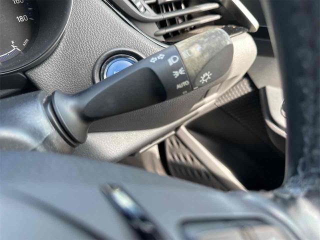 C-HR S LEDパッケージ ドライブレコーダー ETC バックカメラ オートクルーズコントロール レーンアシスト 衝突被害軽減システム ナビ TV オートマチックハイビーム オートライト LEDヘッドランプ アルミホイール(43枚目)