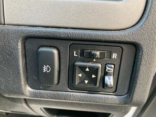 パジェロミニ アクティブフィールドエディション 4WD HDDナビ Rスポイラー 純正アルミホイール 電動格納ミラー キーレスエントリー 背面タイヤカバー 車検9年10月(18枚目)