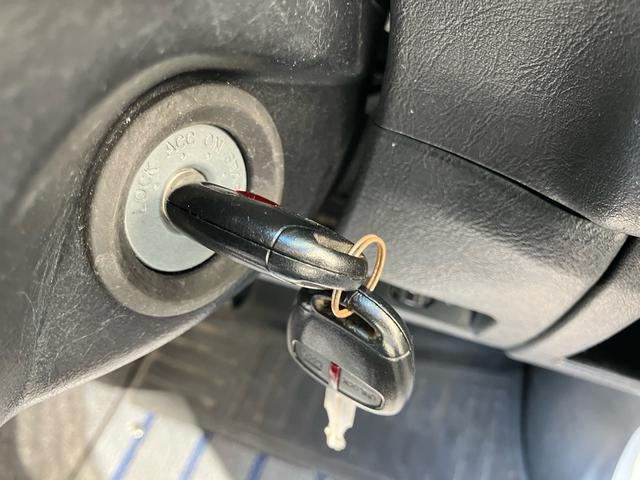 パジェロミニ アクティブフィールドエディション 4WD HDDナビ Rスポイラー 純正アルミホイール 電動格納ミラー キーレスエントリー 背面タイヤカバー 車検9年10月(19枚目)