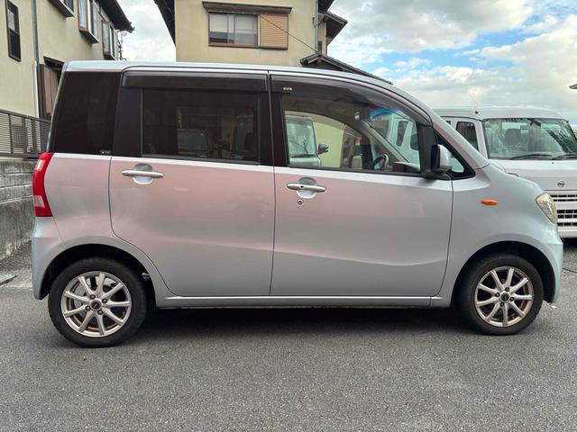 タントエグゼ Ｇ　ＥＴＣ　ナビ　ＴＶ　ＨＩＤ　スマートキー　アイドリングストップ　電動格納ミラー　ＣＶＴ　盗難防止システム　ＡＢＳ　アルミホイール　衝突安全ボディ　エアコン　パワーステアリング　パワーウィンドウ（15枚目）