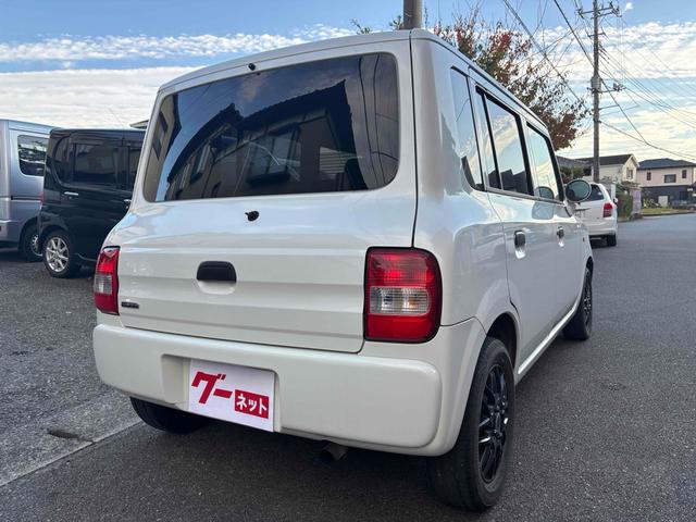 アルトラパン モード　インタークーラーターボ　ナビＴＶ　ベンチシート　コラム４速オートマ　ＣＤ　ＤＶＤ再生　アルミホイール　エアコン　パワーウィンドウ　運転席エアバッグ　助手席エアバッグ（15枚目）