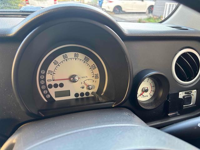 アルトラパン モード　インタークーラーターボ　ナビＴＶ　ベンチシート　コラム４速オートマ　ＣＤ　ＤＶＤ再生　アルミホイール　エアコン　パワーウィンドウ　運転席エアバッグ　助手席エアバッグ（35枚目）