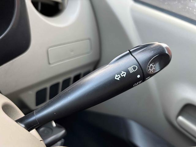 ミラ Ｘスペシャル　５速マニュアル　ドライブレコーダー　ＥＴＣ　キーレスエントリー　盗難防止システム　ＡＢＳ　ＣＤ　ミュージックプレイヤー接続可　衝突安全ボディ　エアコン　パワーステアリング　パワーウィンドウ（27枚目）