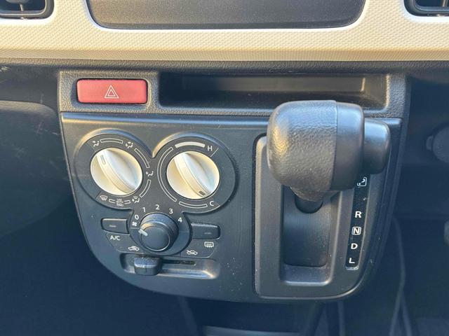 アルト Ｓ　エネチャージ　キーレスエントリー　アイドリングストップ　電動格納ミラー　シートヒーター　ＣＶＴ　盗難防止システム　ＡＢＳ　ＥＳＣ　ＣＤ　ミュージックプレイヤー接続可　衝突安全ボディ（5枚目）