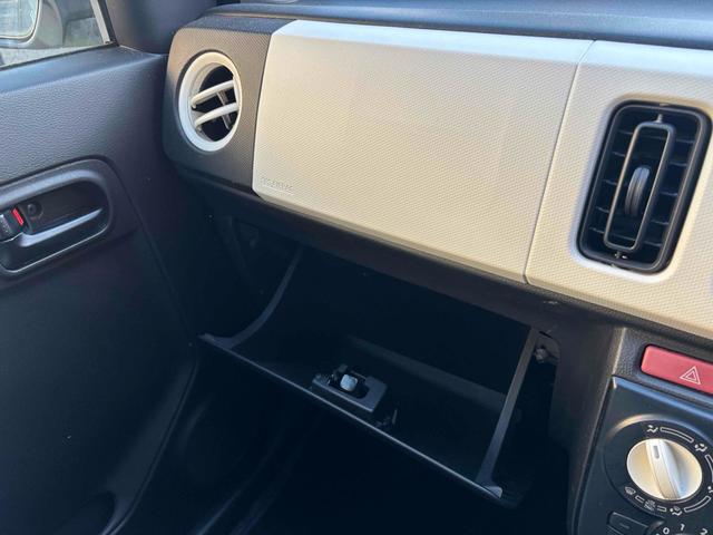 アルト Ｓ　エネチャージ　キーレスエントリー　アイドリングストップ　電動格納ミラー　シートヒーター　ＣＶＴ　盗難防止システム　ＡＢＳ　ＥＳＣ　ＣＤ　ミュージックプレイヤー接続可　衝突安全ボディ（25枚目）