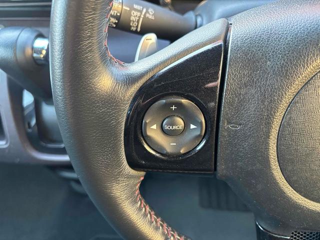 N-ONE プレミアム ツアラー・Lパッケージ ターボ ローダウン(ノーマルサス有り)純正アルミ+スタッドレスタイヤセット有り バックカメラ ナビ TV オートクルーズコントロール オートライト HID スマートキー 電動格納ミラー(9枚目)