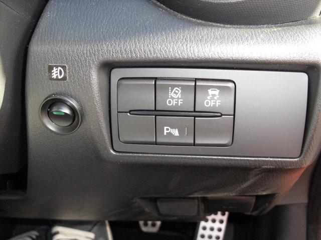 ロードスター ３０周年記念車　１１０台限定　ＲＥＣＡＲＯ社製シート　Ｂｒｅｍｂｏ社製フロントキャリパー（オレンジ塗装）ＮＩＳＳＩＮ社製リアキャリパー（オレンジ塗装）純正ナビ　フルセグＴＶ　ＴＶキャンセラー　バックカメラ　ＥＴＣ（15枚目）