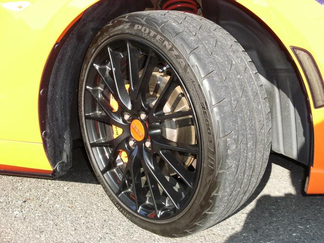 ロードスター ３０周年記念車　１１０台限定　ＲＥＣＡＲＯ社製シート　Ｂｒｅｍｂｏ社製フロントキャリパー（オレンジ塗装）ＮＩＳＳＩＮ社製リアキャリパー（オレンジ塗装）純正ナビ　フルセグＴＶ　ＴＶキャンセラー　バックカメラ　ＥＴＣ（24枚目）