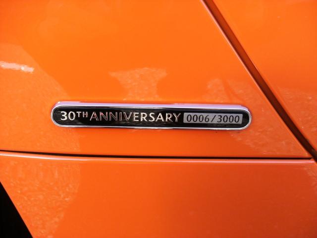 ロードスター ３０周年記念車　１１０台限定　ＲＥＣＡＲＯ社製シート　Ｂｒｅｍｂｏ社製フロントキャリパー（オレンジ塗装）ＮＩＳＳＩＮ社製リアキャリパー（オレンジ塗装）純正ナビ　フルセグＴＶ　ＴＶキャンセラー　バックカメラ　ＥＴＣ（29枚目）