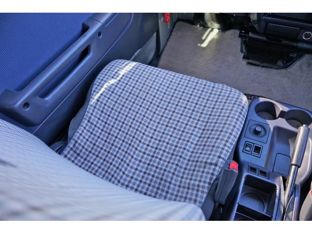 サンバーバン ディアス スバル製最終モデル ディアス 純正シートカバー 純正ルーフマルチラック(27枚目)