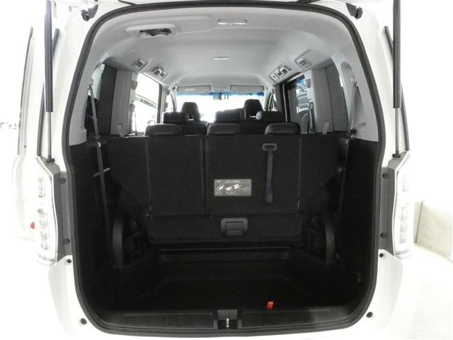 ステップワゴンスパーダ Ｚ　クールスピリット　メモリナビ　アルミ　バックカメ　ダブルエアコン　ワンオーナー　キーフリー　ナビＴＶ　横滑防止　ＤＶＤ視聴可能　フルオートエアコン　パワーウインドウ　Ａクルーズ　三列シート　運転席エアバック　パワステ（22枚目）