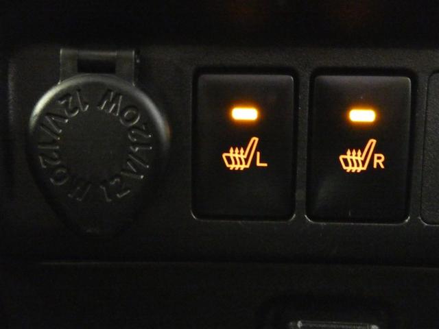 ルーミー Ｇ　追突軽減ブレーキ　パワステ　Ａストップ　ＬＥＤライト　Ｒカメラ　記録簿付　横滑り防止システム　ウォークスルー　エアバック　セキュリティーアラーム　パワーウィンドウ　運転席助手席エアバック　ナビ＆ＴＶ（15枚目）