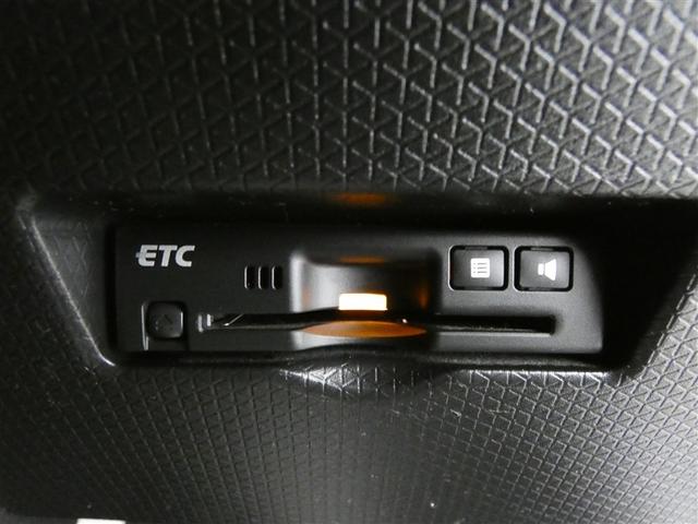 タント カスタムＲＳセレクション　衝突軽減Ｂ　スマートキー＆プッシュスタート　１オーナー車　地デジ　クルコン　キーフリー　オートエアコン　ＬＥＤヘッド　Ｂカメラ　ＥＴＣ　セキュリティーアラーム　アイドリングストップ　ドラレコ　ナビＴＶ（11枚目）