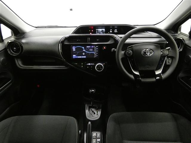 アクア Ｓスタイルブラック　ＡＵＸ端子　記録簿あり　バックモニタ－　ナビＴＶ　イモビライザー　ＬＥＤライト　スマートキープッシュスタート　１オーナー　ＥＴＣ付き　Ｗエアバッグ　キーフリ　メモリーナビゲーション　横滑り防止装置付き（2枚目）