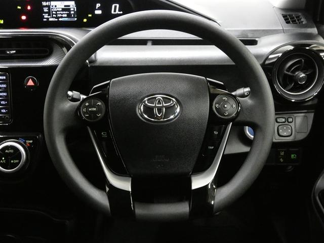 アクア Ｓスタイルブラック　ＡＵＸ端子　記録簿あり　バックモニタ－　ナビＴＶ　イモビライザー　ＬＥＤライト　スマートキープッシュスタート　１オーナー　ＥＴＣ付き　Ｗエアバッグ　キーフリ　メモリーナビゲーション　横滑り防止装置付き（5枚目）