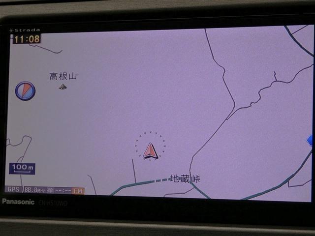 プリウス Ｓツーリングセレクション　スマキ－　ローダウン　Ｂカメ　地デジフルセグ　サイドエアバッグ　アルミ装備　イモビライザー　１オナ　キーレス　Ｗエアバック　ＬＥＤランプ　横滑り防止機能　パワステ　エアＢ　ＴＶナビ　ＡＵＴＯエアコン（7枚目）