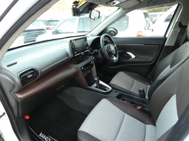 ヤリスクロス ハイブリッドＺ　ドライブレコーダ　インテリジェントキー　アルミホイル　ＬＥＤライト　１オ－ナ－　リアカメラ　ナビ　クルーズコントロール　整備記録簿　横滑り防止システム　メモリーナビゲーション　電動シ－ト　パワステ（24枚目）