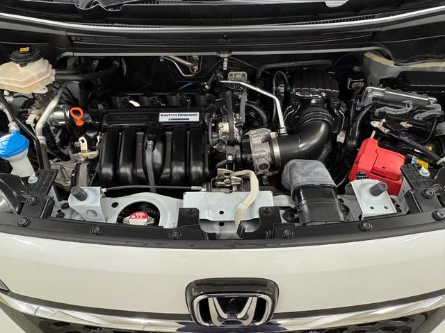 フリードハイブリッド ハイブリッド・Ｇホンダセンシング　ナビフルセグＢカメラＥＴＣＬＥＤ　軽減ブレーキ　キーフリーシステム　１オ－ナ－　記録簿　ＤＶＤ再生可能　サイドカーテンエアバック　禁煙　後カメラ　Ａクルーズ　地デジフルセグＴＶ　ＬＥＤヘッドランプ（36枚目）