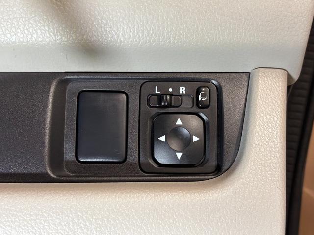 デイズ Ｊ　ＣＤラジオ　横滑り防止装置付　レーダーＢ　禁煙　ＷＳＲＳ　パワーウィンド　キーフリー　ワンオーナー車　記録簿有り　ＳＲＳ　ＰＳ　ＡＣ　ＡＢＳ（18枚目）