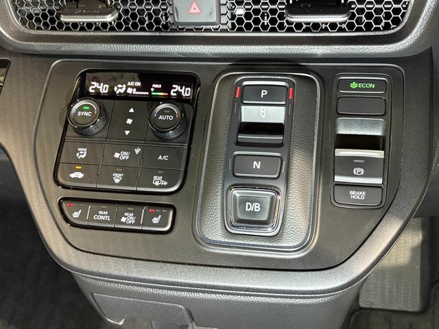 ステップワゴン e:HEVスパーダ ナビフルセグBカメラETCLEDAW フルオートエアコン ESC シートヒータ キーフリー LEDヘッドランプ ABS リアカメラ スマートキ USBポート クルーズコントロール 3列シート Pソナー(20枚目)