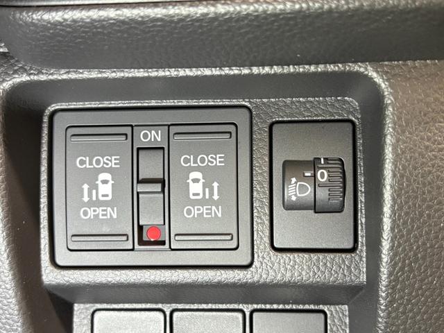 ステップワゴン e:HEVスパーダ ナビフルセグBカメラETCLEDAW フルオートエアコン ESC シートヒータ キーフリー LEDヘッドランプ ABS リアカメラ スマートキ USBポート クルーズコントロール 3列シート Pソナー(22枚目)